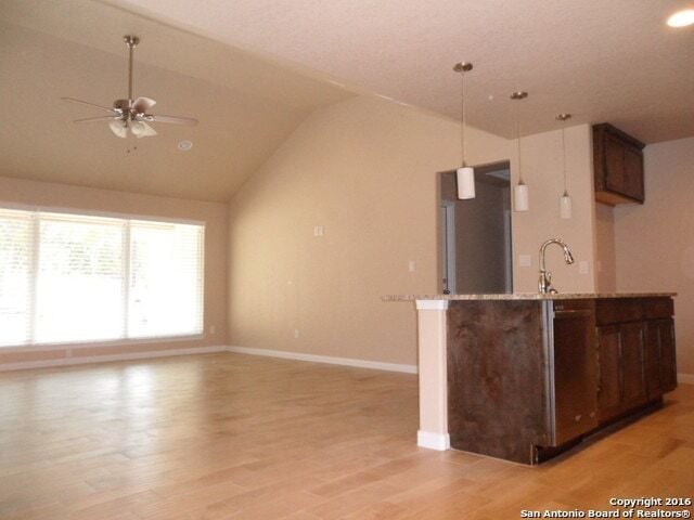 Photo - 606 Mockingbird Cove