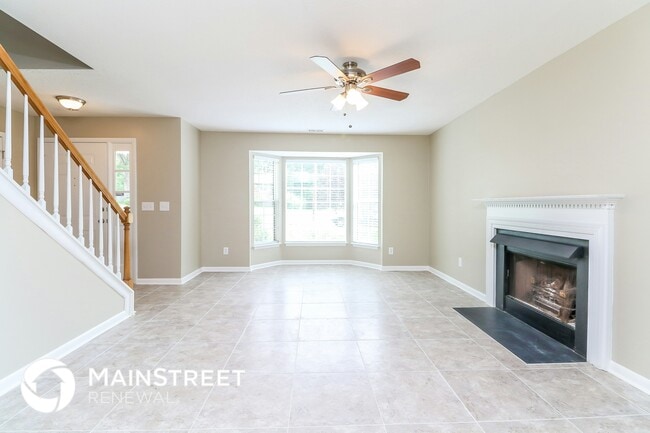 Photo - 2712 Denise Dr