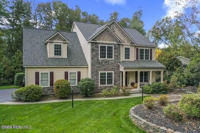 Building Photo - 6 Bradford Dr