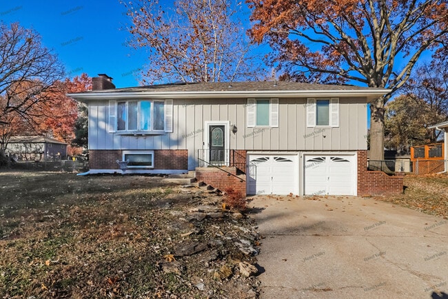 Building Photo - 816 SE 13th St