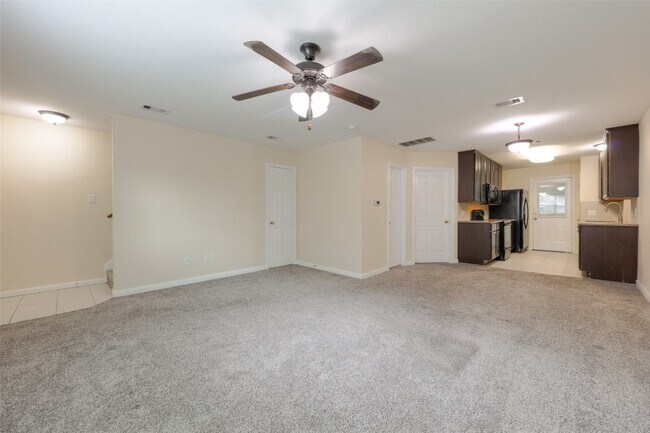 Photo - 11905 Algonquin Dr Unit 20