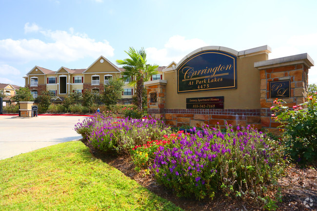 Building Photo - Carrington at Park Lakes Rental