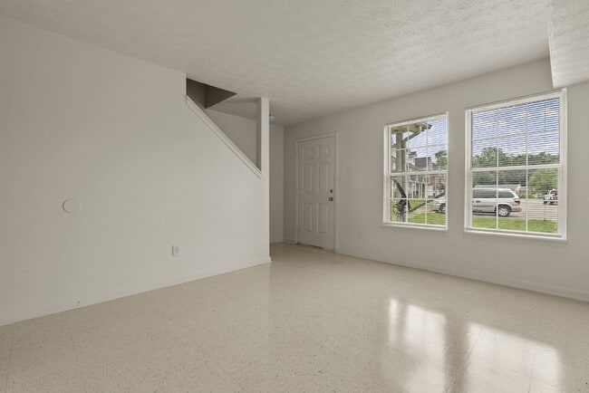Photo - Charming Two Bedroom Townhome in South Louisville, Family-Friendly Neighborhood!