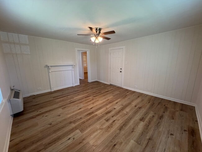 Photo - Renovated 1/1 House in East Rome- $995