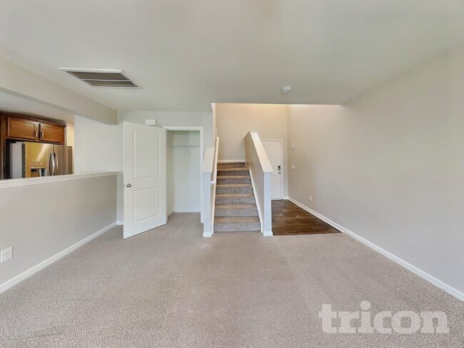 Photo - 1711 Sawtooth Ct