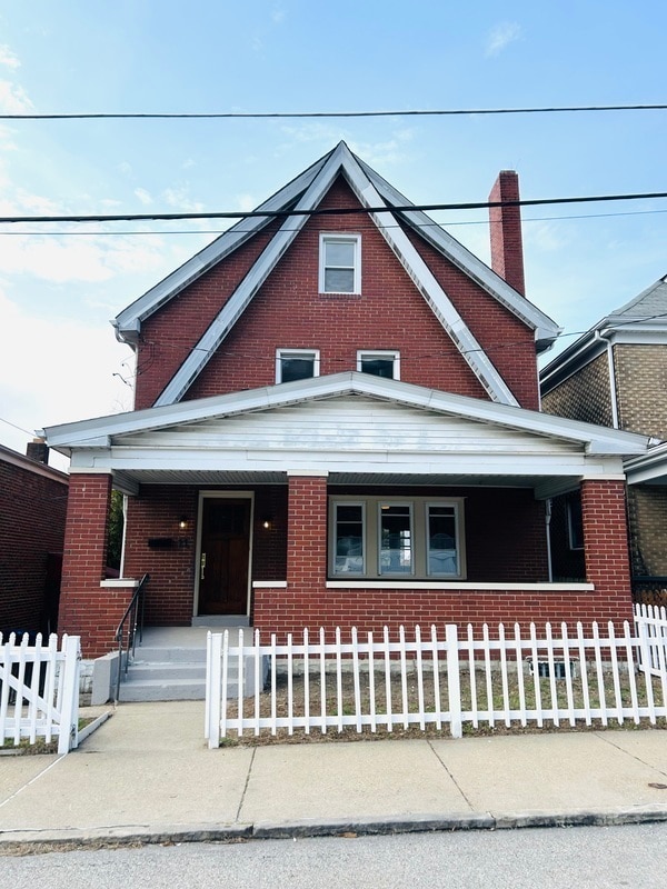 Building Photo - 114 Augusta St