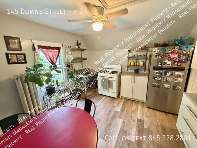 Photo - 145 Downs St Unit 3