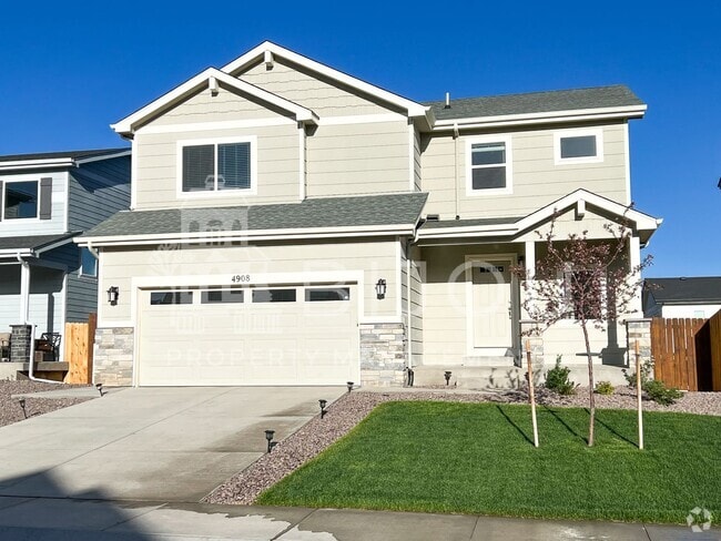 Building Photo - Gorgeous Home Located South by COS Airport