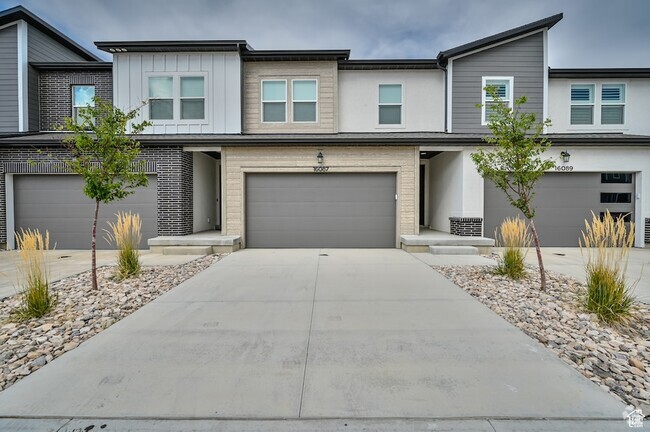 Building Photo - 16087 S Truss Dr Rental
