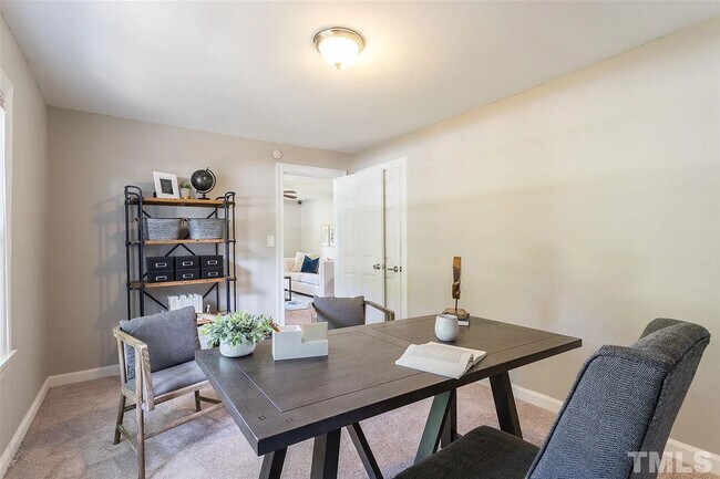 Room in House on Okelly St