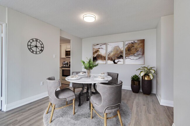 Photo - 3050 Pharmacy Avenue