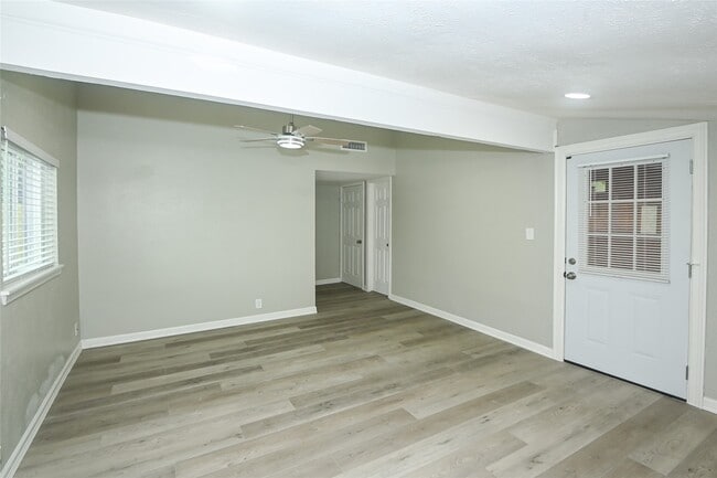 7206 La Granada Dr