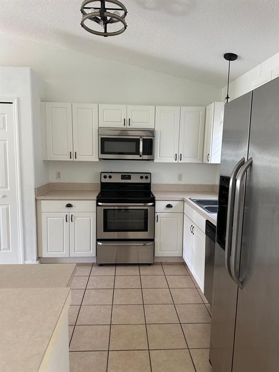 2149 N Normandy Blvd