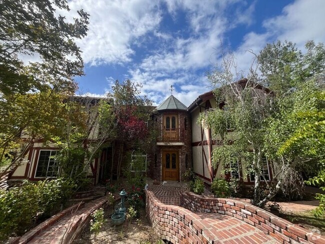 Building Photo - 29645 Monte Verde Rd Rental