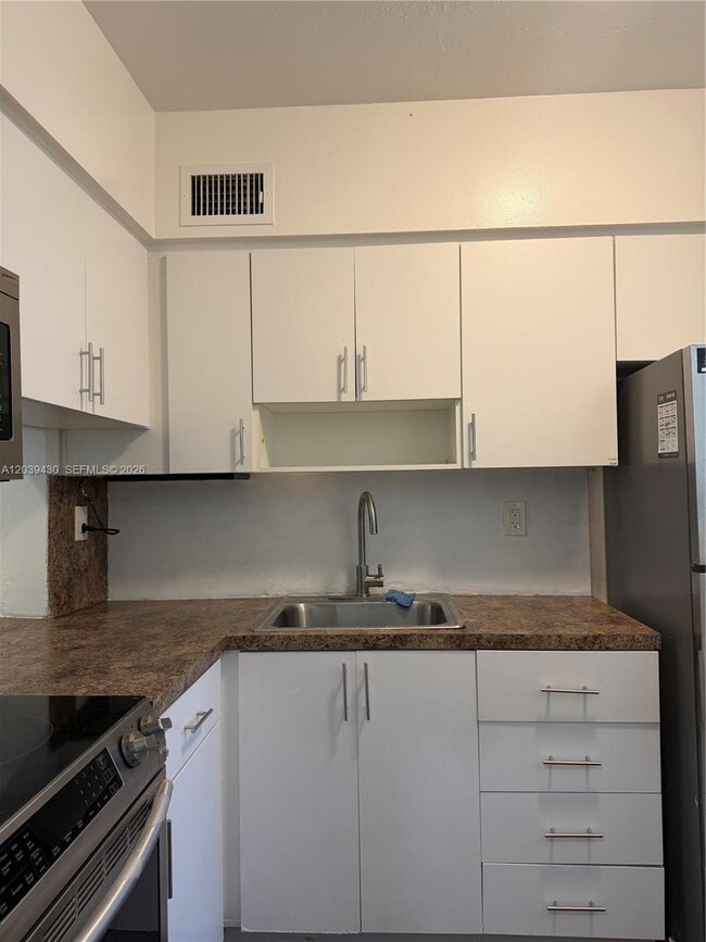 Photo - 1667 NE Miami Gardens Dr Unit 145