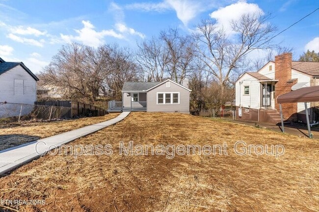 Photo - 3615 Lilac Ave