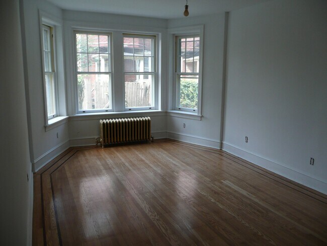 Photo - 315 S 46th St Unit 1