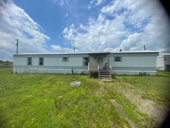 3 BR 2 Bath 1,280 sq ft singlewide mobile ... - 3 BR 2 Bath 1,280 sq ft singlewide mobile ... House