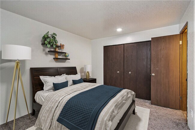 The View Apartments and Townhomes