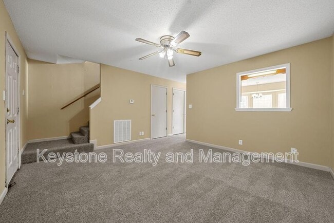 Photo - 3252 Tower Dr