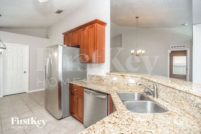 Photo - 12612 Lake Vista Dr