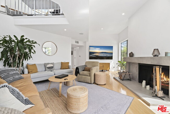 Photo - 2607 2nd St Unit 1