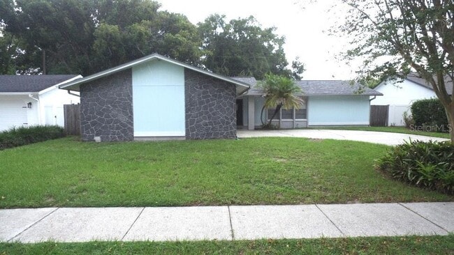 17839 Sunrise Dr