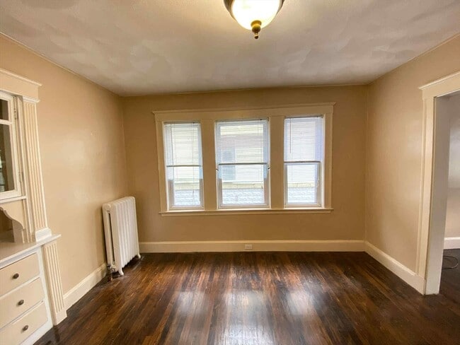 Building Photo - 53 Fairfax St Unit 2 Rental
