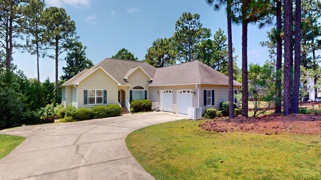 Beautiful 4 Bedroom with finished basement... - Beautiful 4 Bedroom with finished basement... House