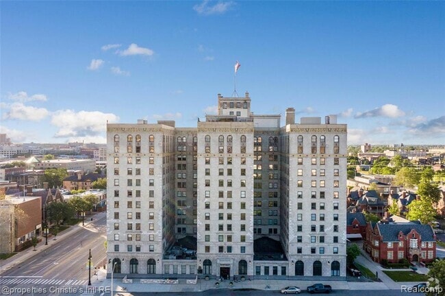 Building Photo - 15 E Kirby St Unit 415 Rental