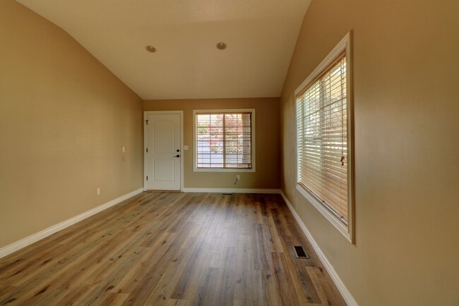 Photo - Traverse Mountain Pet Friendly Home.