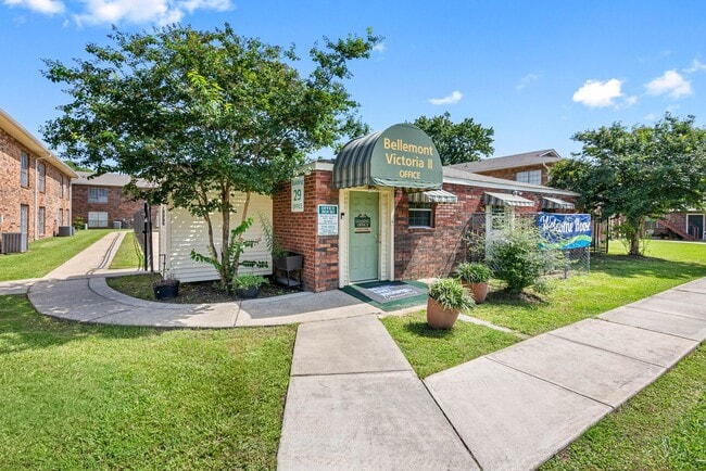 Bellemont Victoria II | Baton Rouge, LA | Starting at $729