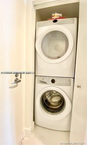 Photo - 16385 Biscayne Blvd Unit 702