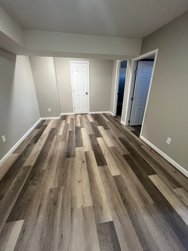 Photo - Spacious 3 Bedroom, 2-Bathroom Duplex - Pe...