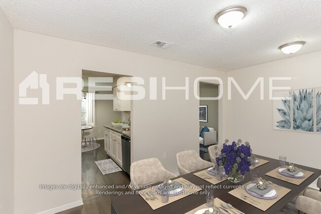Photo - 1502 Garrett Blvd