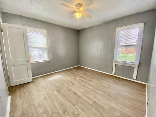 Photo - $100 off rent per month for 12 months + 50% deposit now and 50% later