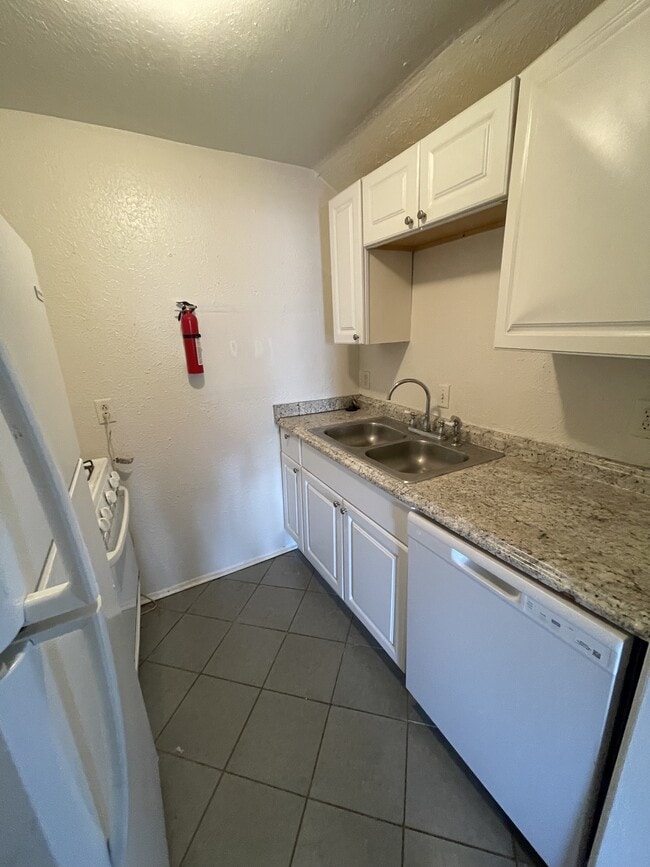 4219 Perrier St Unit C