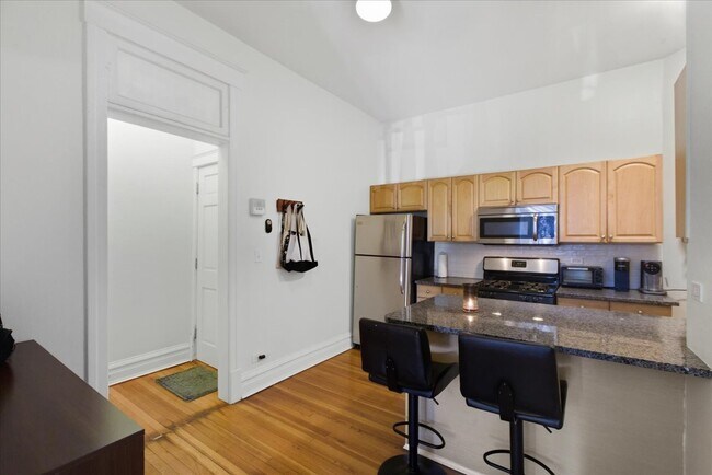 Photo - 316 Lake St Unit 2F