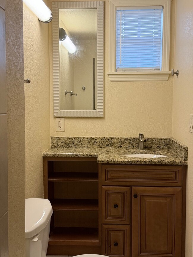 Photo - 1315 N US Highway 1 Unit B