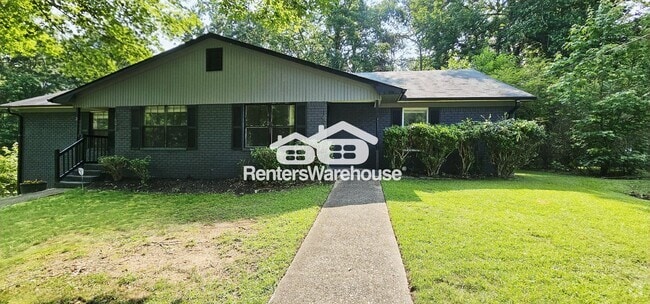 Building Photo - 1690 Nutmeg St Rental