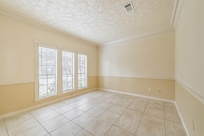 Photo - 1410 Osborne Dr