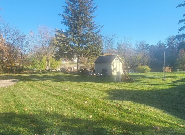 Photo - 342 Jervey Ln