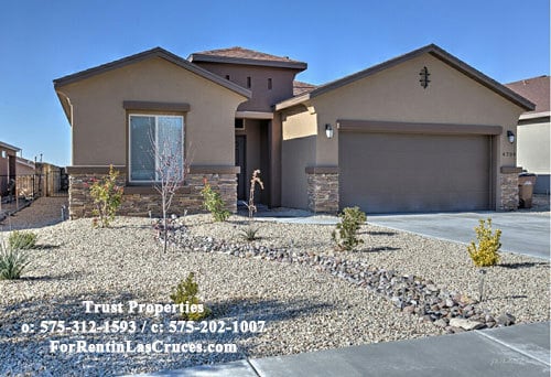 Building Photo - Almost new 4/2 off Del Rey