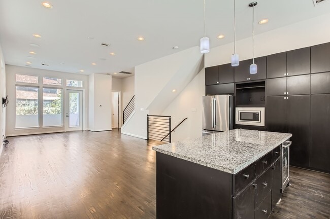 Photo - 126 Pierce St