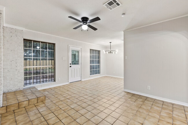 Photo - 401 Carver Ave