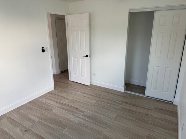 Photo - 9466 Tacoma Ave