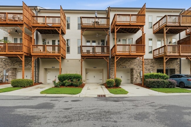 Photo - 4245 Deming Cir