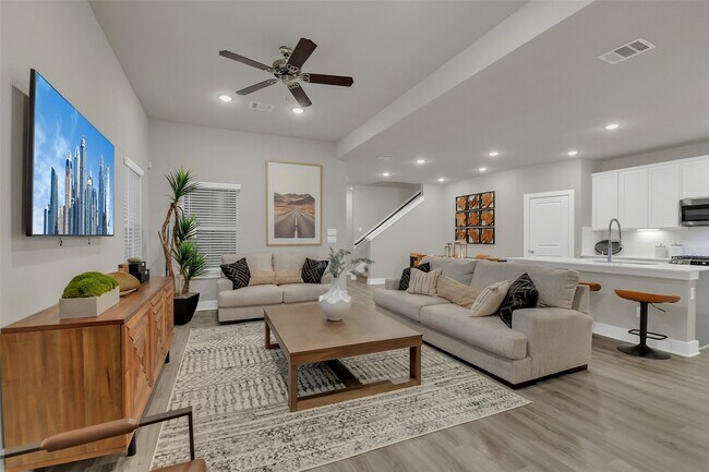 Photo - 21015 Bay Vlg Dr