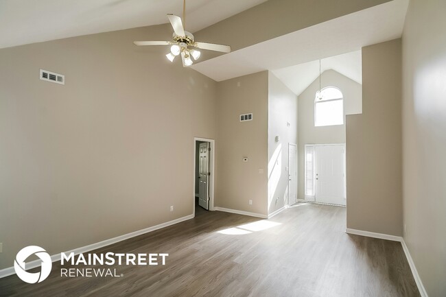 Photo - 635 Beaver Run Trce