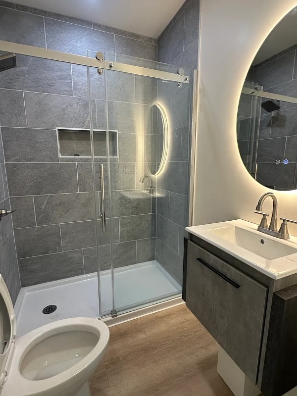 Photo - 1126 Walker St